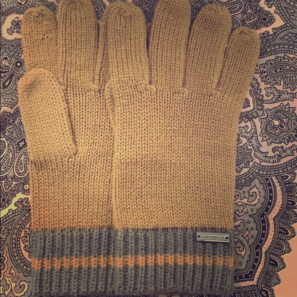 Michael Kors Gloves